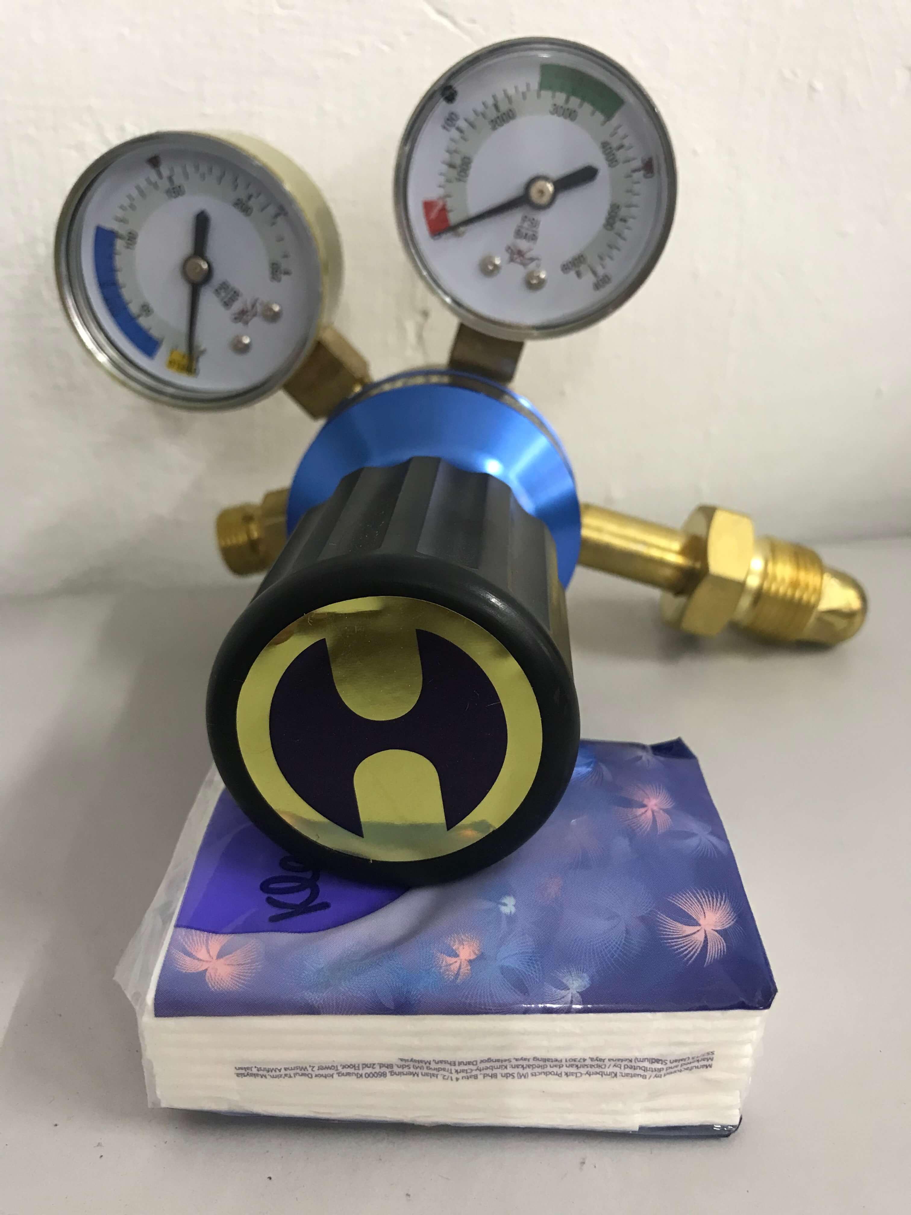 oxygen regulator